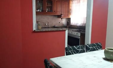 EXCELENTE PH DE 4 DORMITORIOS Y 2 BAÑOS. TURDERA