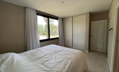 Casa en Alquiler- Barrio Senderos IV Lote 497 de Costa Esmeralda - Cul de sac