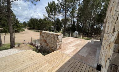 Casa en Alquiler- Barrio Senderos IV Lote 497 de Costa Esmeralda - Cul de sac