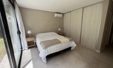 Casa en Alquiler- Barrio Senderos IV Lote 497 de Costa Esmeralda - Cul de sac