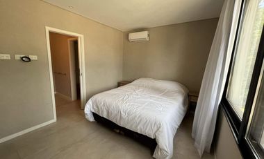 Casa en Alquiler- Barrio Senderos IV Lote 497 de Costa Esmeralda - Cul de sac