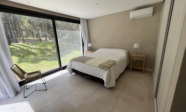 Casa en Alquiler- Barrio Senderos IV Lote 497 de Costa Esmeralda - Cul de sac