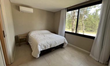 Casa en Alquiler- Barrio Senderos IV Lote 497 de Costa Esmeralda - Cul de sac