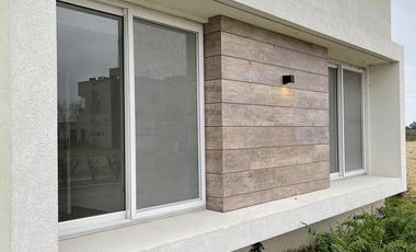 Casa en Venta Barrio Santa Rita Canning
