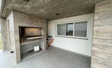 Casa en Venta Barrio Santa Rita Canning