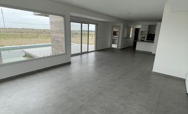 Casa en Venta Barrio Santa Rita Canning