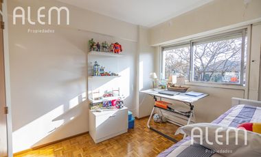 Departamento de 3 dormitorios en venta en  Lomas