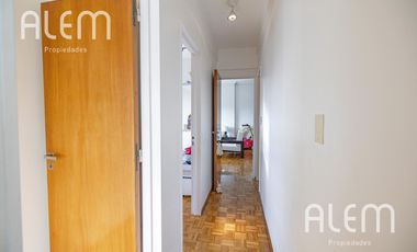 Departamento de 3 dormitorios en venta en  Lomas