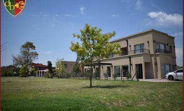 Lote en barrio privado Brisas de Adrogue