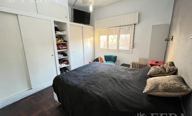 Venta casa 4 ambientes con patio y terraza en Wilde