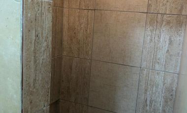 Oficina o Deposito. 30 mts2. baño, rejas y ventanas