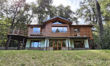 Casa Vista al Lago Arelauquen Golf