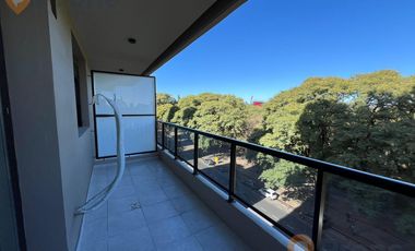 Departamento 3 dormitorios barrio Lourdes
