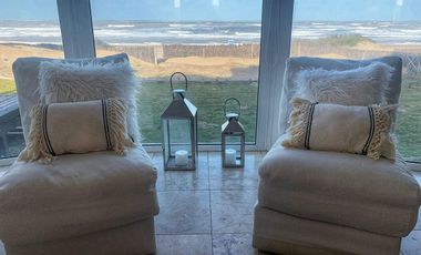 Cariló - Excelente casa sobre línea del mar ALQUILER Y VENTA