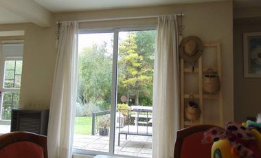 Casa en venta - 3 dormitorios 2 baños - 200mts2 - Azul