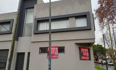 Hermoso Triplex en Villa Ballester