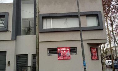 Hermoso Triplex en Villa Ballester