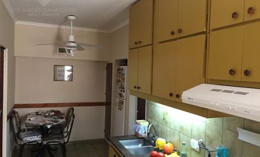 4 Ambientes - 2 Cocheras - APTO CREDITO - IMPECABLE!!