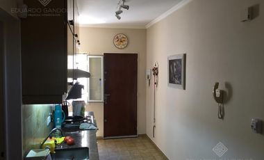 4 Ambientes - 2 Cocheras - APTO CREDITO - IMPECABLE!!