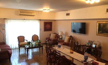 4 Ambientes - 2 Cocheras - APTO CREDITO - IMPECABLE!!