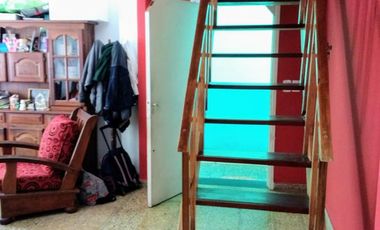 Munro - Chalet de 7 amb  en 2 Plantas con Excelente ubicación!!