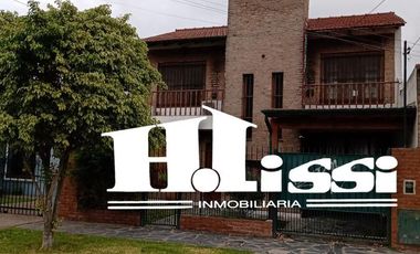CHALET DOS PLANTAS - Jose Marmol