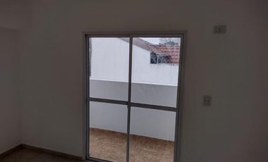 Departamento en venta - 2 dormitorios 1 baño - 45mts2 - General San Martin