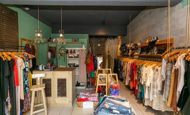 2 Locales en Pilar