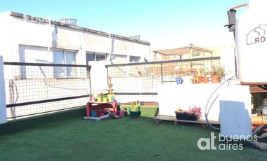Liniers - PH 6 Ambientes con terraza - SIN EXPENSAS