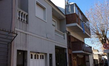 Liniers - PH 6 Ambientes con terraza - SIN EXPENSAS