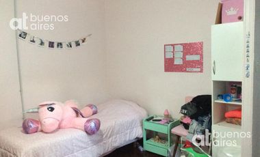 Liniers - PH 6 Ambientes con terraza - SIN EXPENSAS