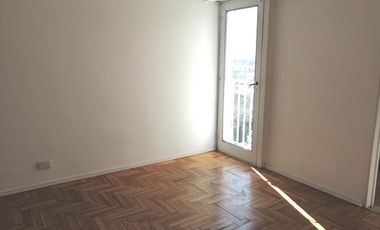 Loria N° 81, 7°