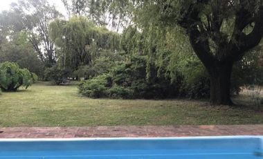 Quinta en venta - 4 Dormitorios 3 Baños - 160 mts2 - 9 De Julio