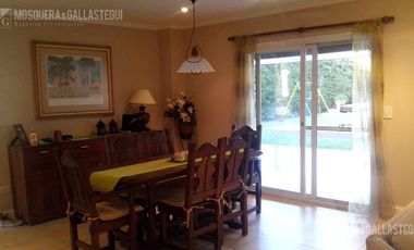 Casa en venta en San Isidro Labrador.