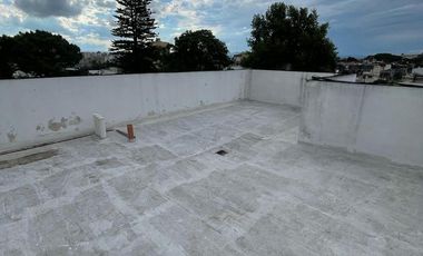 Departamento en Venta de 2 Dormitorios en Barrio Pueyrredón, Terraza con Asador!