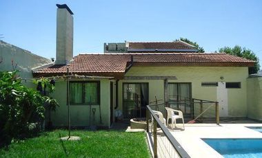 Casa 4 dormitorios. | CALLE 71