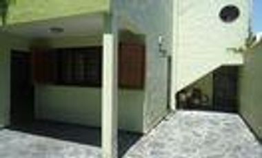 Casa 4 dormitorios. | CALLE 71