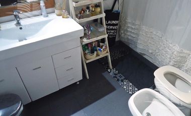 Venta - Casa 7 Ambientes, Cochera, Jardin, Pileta, Parrilla - Florida Mitre/Este, Vicente Lopez
