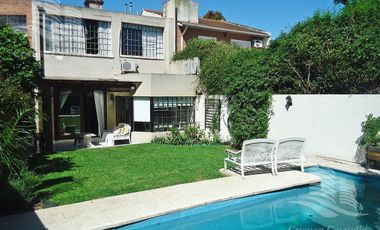 Venta - Casa 7 Ambientes, Cochera, Jardin, Pileta, Parrilla - Florida Mitre/Este, Vicente Lopez