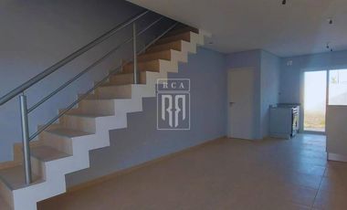 Dúplex a ESTRENAR en Venta - Ciudad de General Fernandez Oro.