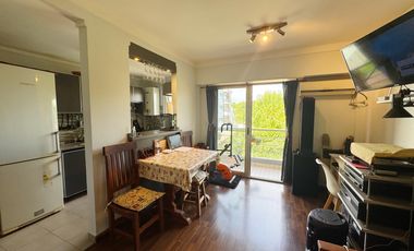 Departamento  con cochera en  venta en San Fernando