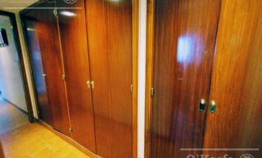 Departamento 4 ambientes con cochera y baulera en venta en Quilmes Centro -Apto Crédito-