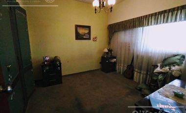 Departamento 4 ambientes con cochera y baulera en venta en Quilmes Centro -Apto Crédito-