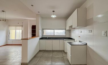 Casa dos dormitorios en Barrio Tango