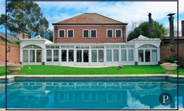 Venta Residencia Estilo Ingles