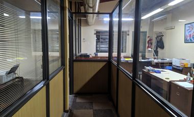 TERRENO C/GALPÓN Y OFICINAS  EN ZONA CENTRO - IDEAL CONSTRUCTORAS