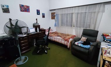 Casa en  9 de febrero al 400, Llavallol - Lomas de Zamora