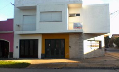 Departamento en venta - 2 Dormitorios 1 Baño - 90 mts2 - Chascomus