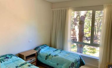 Casa en venta - 4 Dormitorios 3 Baños - Cochera - 1200Mts2 - La Herradura, Pinamar
