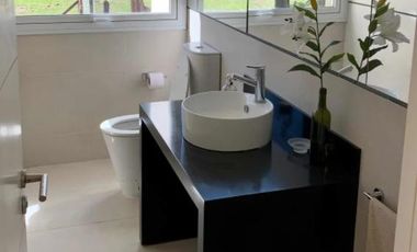 Casa en venta - 4 Dormitorios 3 Baños - Cochera - 1200Mts2 - La Herradura, Pinamar